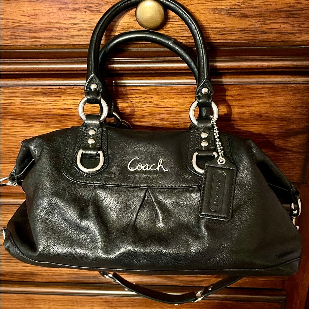 Coach Bucket Style Shoulder/Handbag